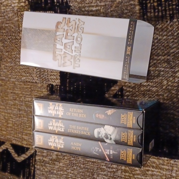 Star Wars Trilogy - VHS Box Set - Picture 2 of 14